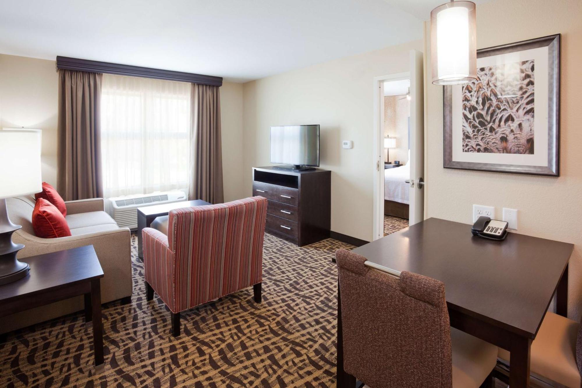 โฮมวู้ด สวีท บาย ฮิลตัน แดเวนพอร์ต Hotel เบ็ทเทนดอร์ฟ ภายนอก รูปภาพ