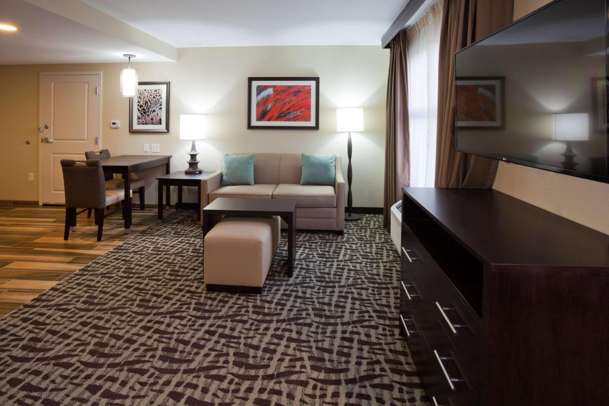 โฮมวู้ด สวีท บาย ฮิลตัน แดเวนพอร์ต Hotel เบ็ทเทนดอร์ฟ ภายนอก รูปภาพ